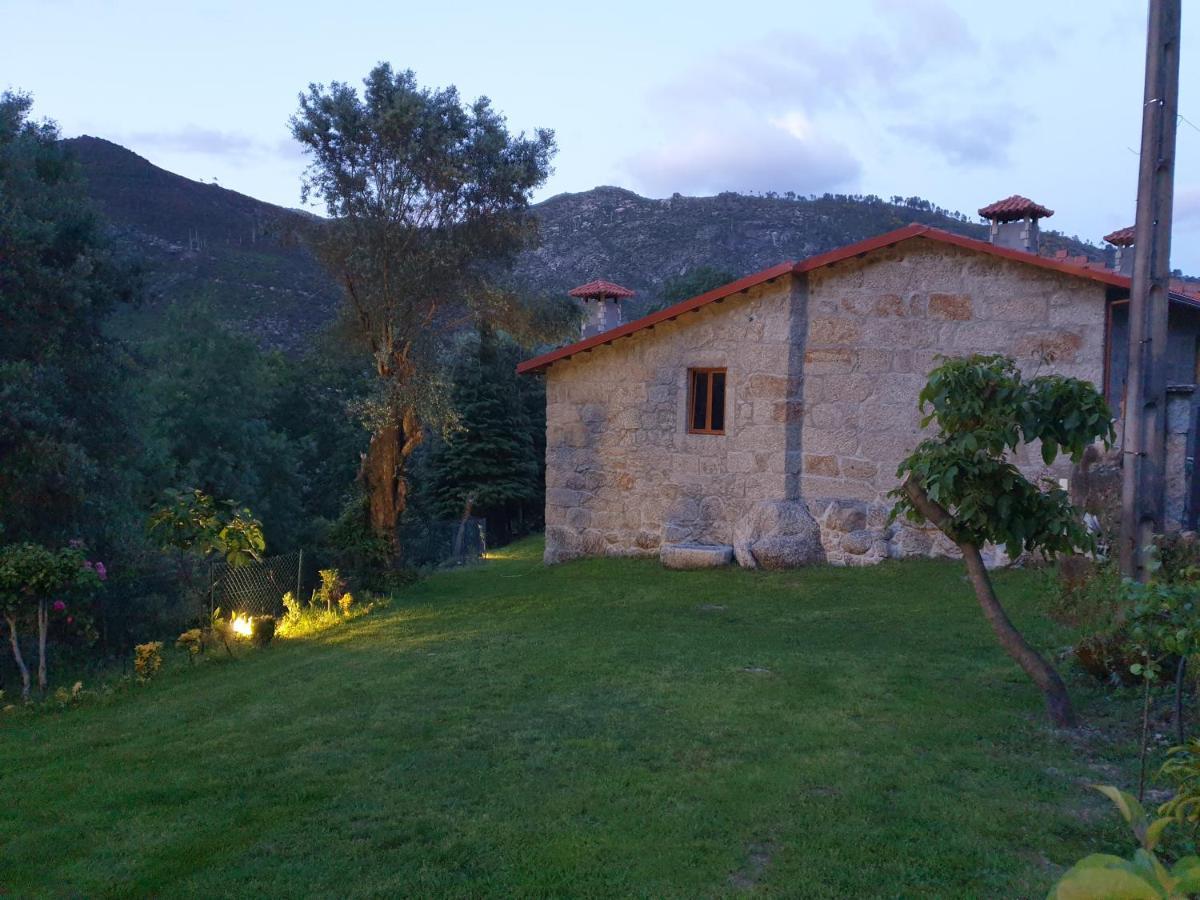 Gasthaus Quinta Da Casa Dos Santos - Inside Geres Exterior foto